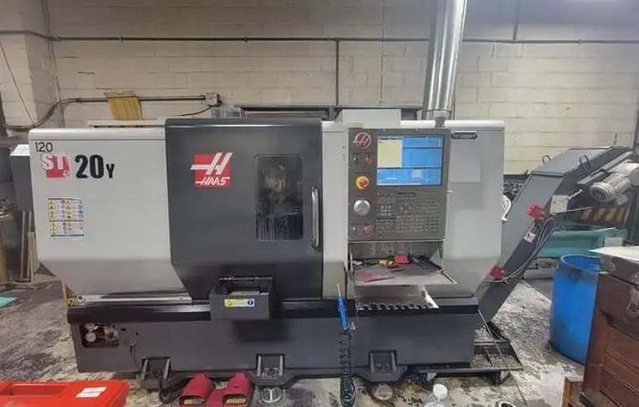 Haas #ST-20Y, CNC Lathe, 8.4" X, 2" Y, 22.5" Z, 21" swing, 22.5" machining length, 11.75" turning diameter - Image 1
