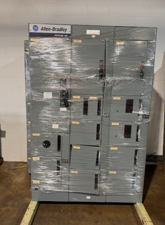 Allen-Bradley, Centerline 2100, MCCCG1, Motor Control Center (MCC), 600 VAC - Image 1