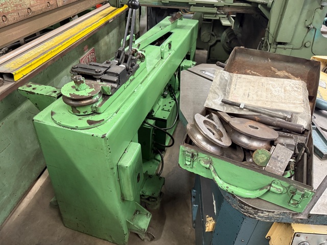 1" Custom hydraulic tube bender, Racine Simplex hydraulic pump, 1-1/2 HP, 220/440 V. - Image 1