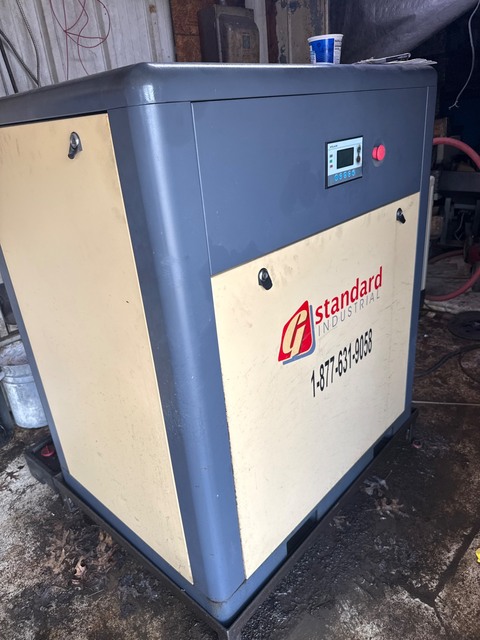 116 cfm, 100 psig, Standard Industrial #GSI-25, Rotary Screw Air Compressor, 25 HP, 2021 - Image 4