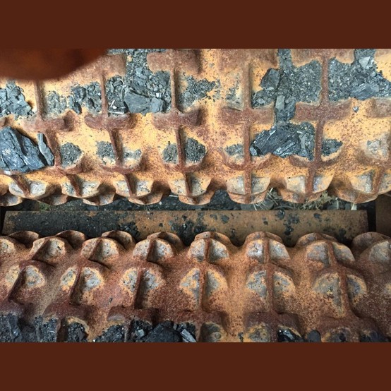 20" x 26" Quad Roll Crusher, two-stage reduction, tramp iron release, chain and gear guards - Image 3