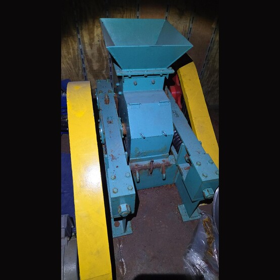 Henan Shibo #2PG400X250, double roll crusher, 400mm x 250mm rolls, 5-15 TPH, 25mm max feed - Image 3