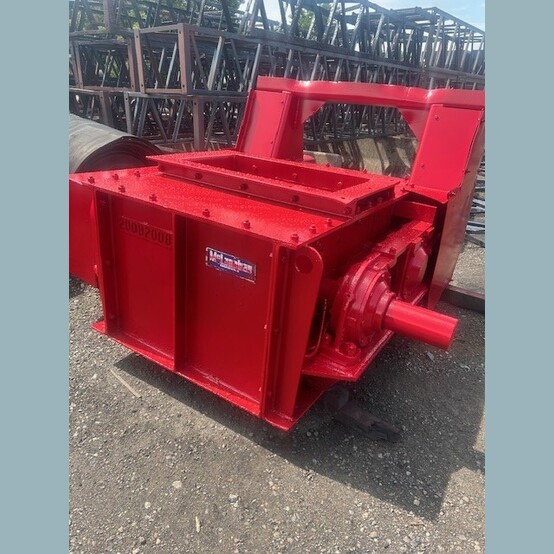 24" diameter x 36" McLanahan, double roll crusher, 20" x 38" feed opening, bare crusher - Image 1