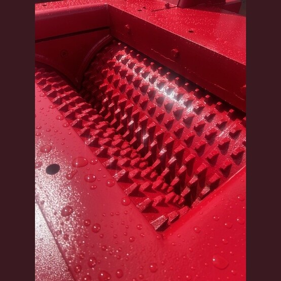 24" diameter x 36" McLanahan, double roll crusher, 20" x 38" feed opening, bare crusher - Image 2