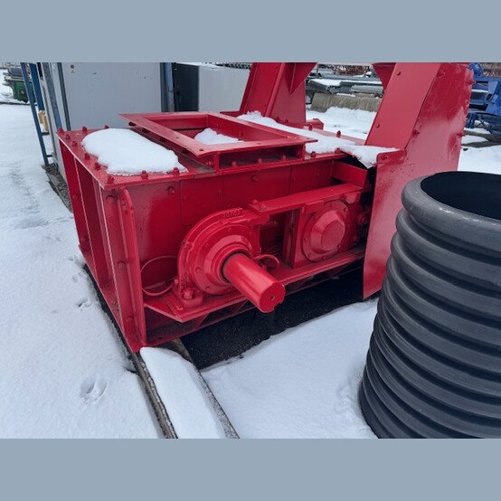 24" diameter x 36" McLanahan, double roll crusher, 20" x 38" feed opening, bare crusher - Image 3