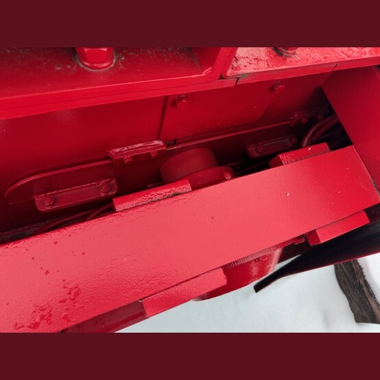 24" diameter x 36" McLanahan, double roll crusher, 20" x 38" feed opening, bare crusher - Image 8