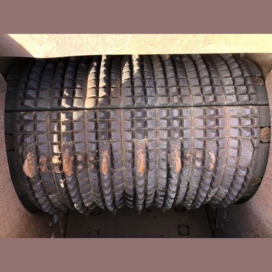 24" x 33" Williams, single roll crusher, spare roller liners - Image 5