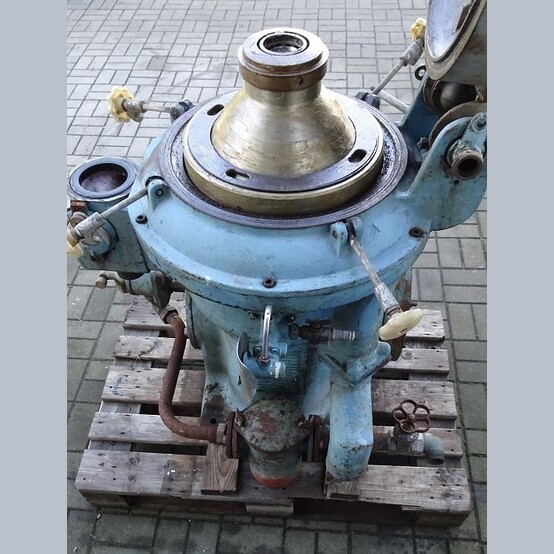 Alfa-Laval #MAPX 207S-24, disc centrifugal separator, 5,750 L/h, 1987 - Image 4