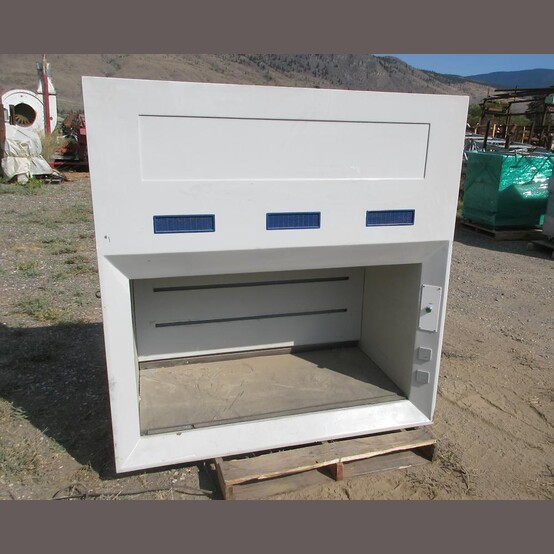 Fume Hood, 50" width x 28" H x 26" D opening, 115 V. - Image 1
