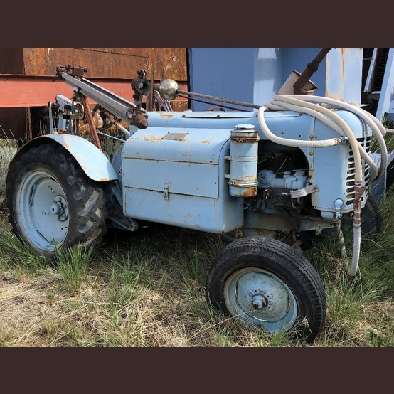 125 CFM, Le Roi #125TA, portable air compressor, 42 HP gas engine, drill boom, dual air receivers - Image 1