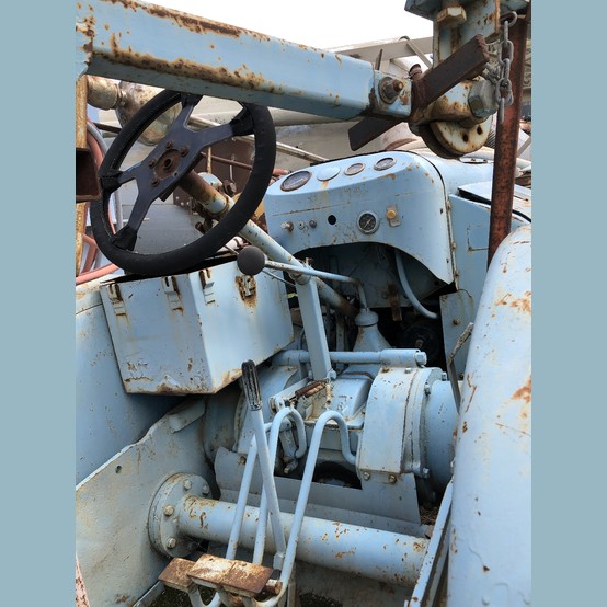 125 CFM, Le Roi #125TA, portable air compressor, 42 HP gas engine, drill boom, dual air receivers - Image 6