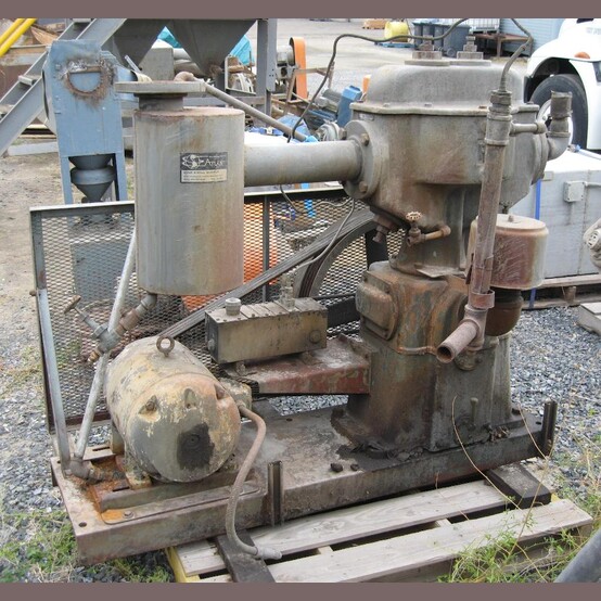 Ingersoll Rand #Type 15, Ingersoll-Rand reciprocating air compressor, 12in bore, 10 HP, 220/440 V. - Image 3