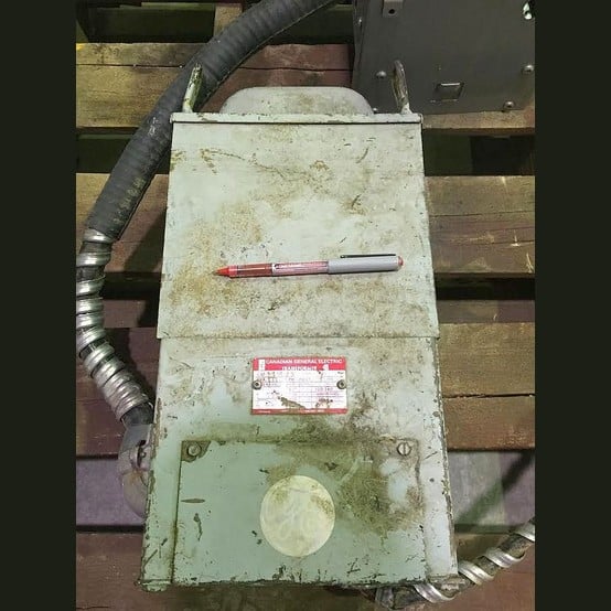 10 KVA 480 Primary, 120/240 Secondary, General Electric, Dry Type Transformer Single Phase - Image 1