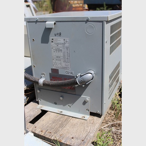 15 KVA 600 Primary, 208/120 Secondary, Hammond, Dry Type Transformer 3 Phase - Image 1