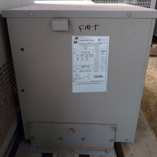 20 KVA 600 Primary, 208Y/120 Secondary, Hammond, Dry Type Transformer 3 Phase - Image 1