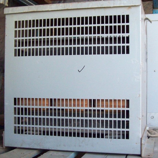 34 KVA 460 Primary, 460Y/266 Secondary, Hammond, Dry Type Transformer 3 Phase - Image 1