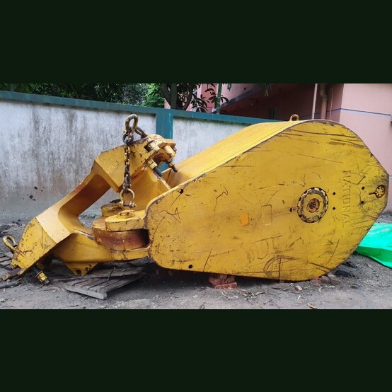 270 Ton, Top Oil Field Ind. Ltd. #National 760-H-650, Travelling Block & Hook, 13.5' L x 6' width x 3.5' H - Image 1