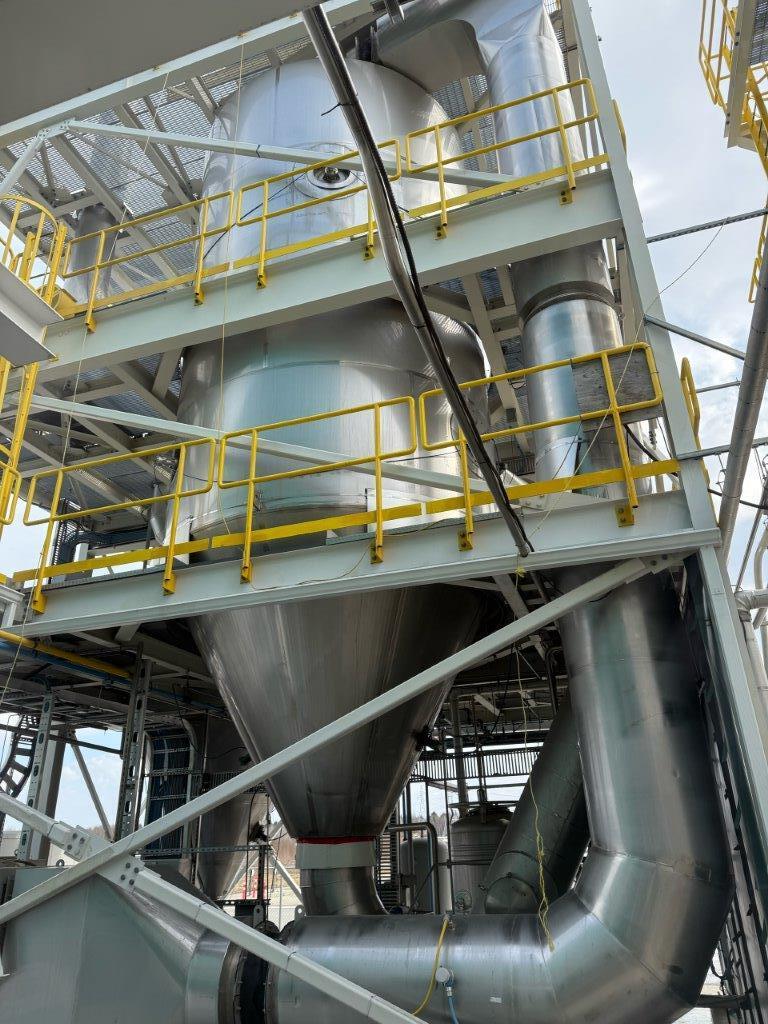 Vettertec, Spray Dryer & Flash Drying System, 11'-6" diameter x 28'-8" high spray chamber, 4'-3" diameter x - Image 3
