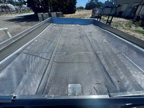 Stainless Steel Cooling Pan, 5' wide x 88" long cooling pan, perforated screen deck, 15" deep pan body, 2" - Image 4