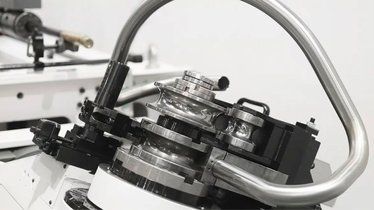 2.48" AMOB #eMOB-63, Electric CNC Tube Bender, (11) fully interpolated axes, multi-stack tooling, wiper die - Image 6