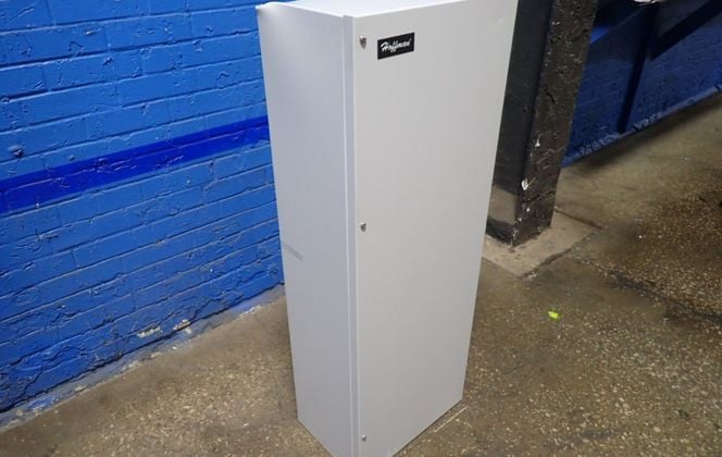 Pentair #CR430816G002, Electronic Enclosure Air Conditioner, 115 V. - Image 1
