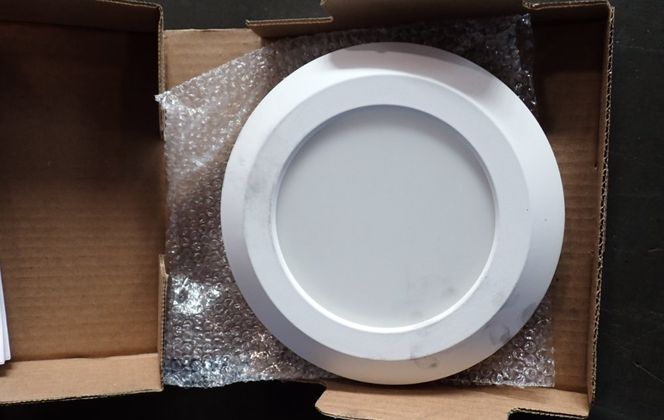Eaton #SLD606927WHJB, Halo Surface LED Downlight, 13.2 W, 2700K, LOT of 407 Boxes - Image 8