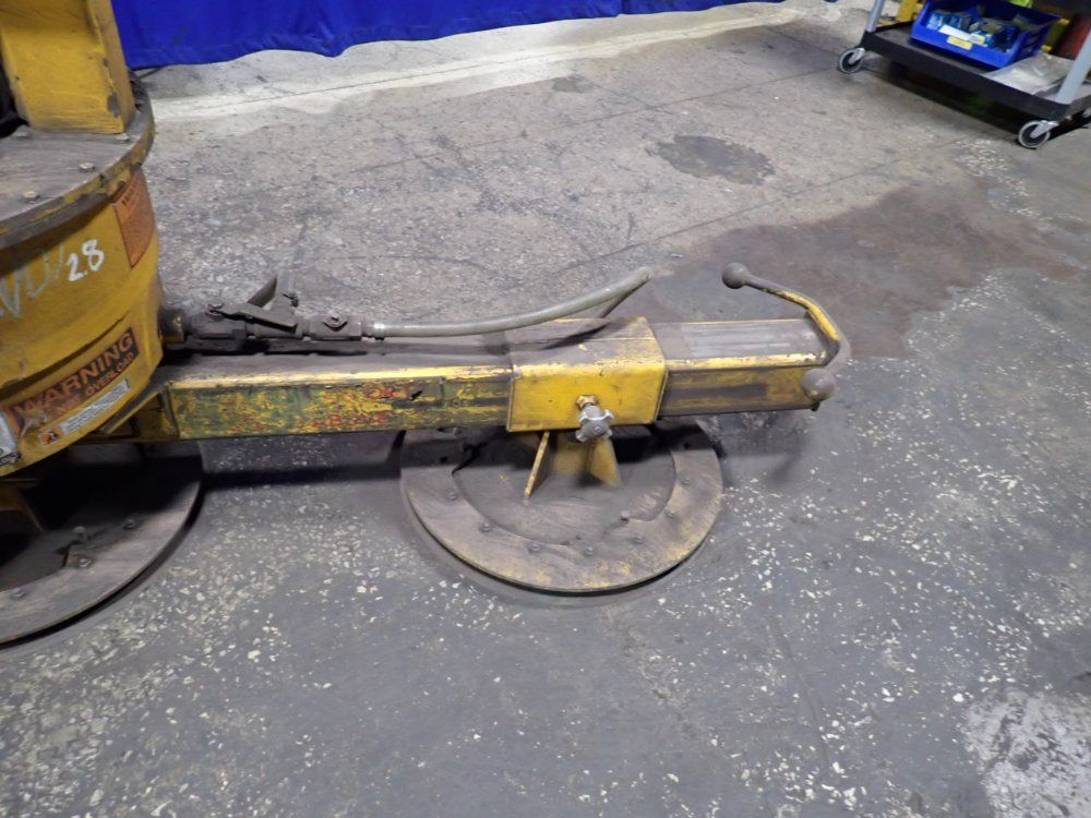 6,900 lb. Anver #M690M3-110, Vacuum Lift Attachment, 86" Span, 1995 - Image 4