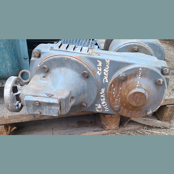 2 HP 1720 RPM Sew-Eurodrive #RF70A, Gearmotor, 60.57:1 Ratio, 3 phase, 330/575 Volts - Image 5