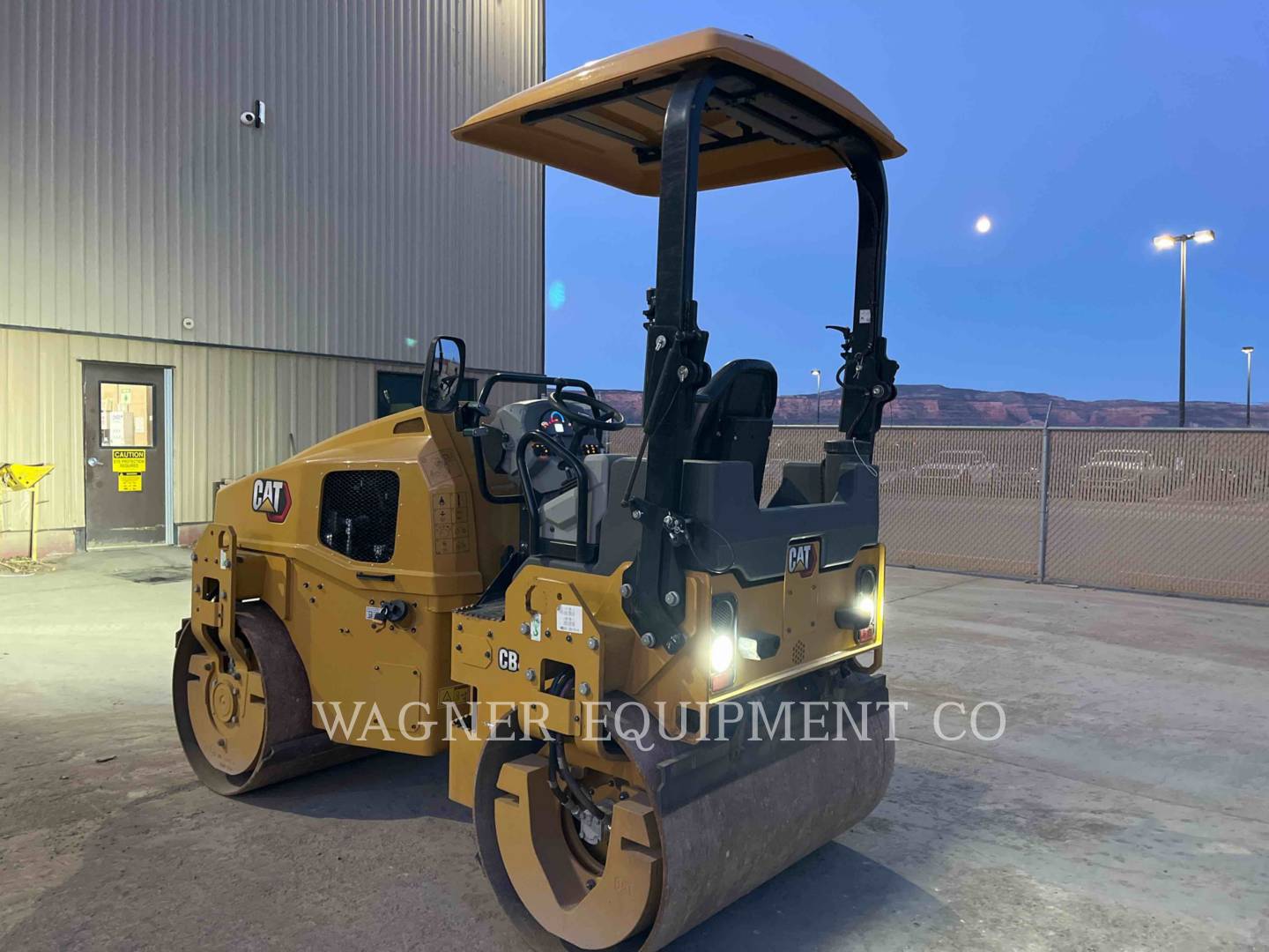 Caterpillar CB4.403, Compactor, 560 hours, S/N: 65100426, 2025 - Image 4