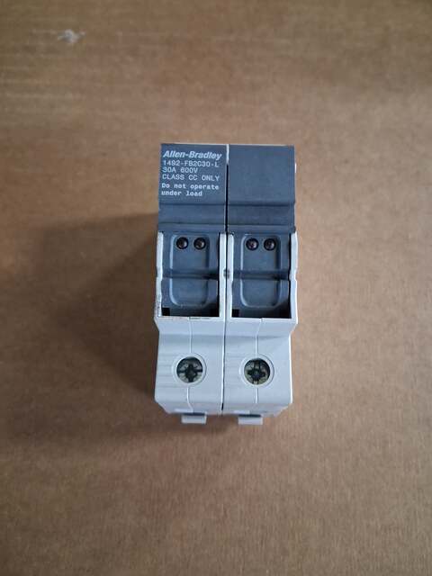 Allen-Bradley Class CC Fuse Holder 1492-FB2C30-L 600V - Image 1