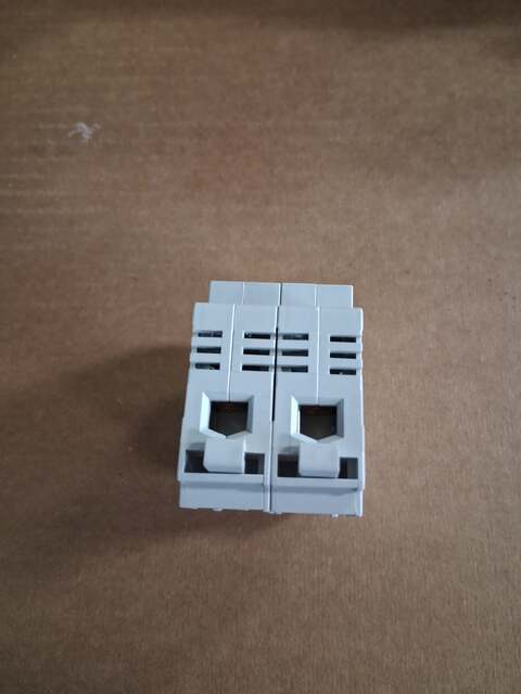 Allen-Bradley Class CC Fuse Holder 1492-FB2C30-L 600V - Image 4