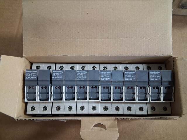 Allen-Bradley Class CC Fuse Holder 1492-FB2C30-L 600V - Image 5