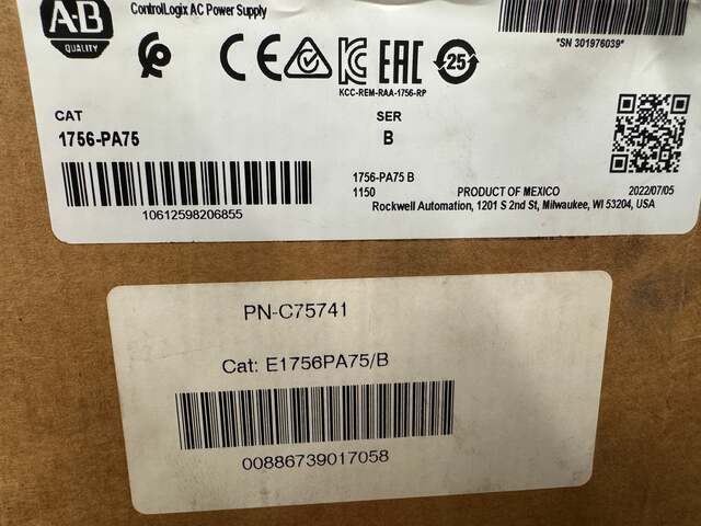 Allen-Bradley ControlLogix AC Power Supply 1756-PA75 - Image 1