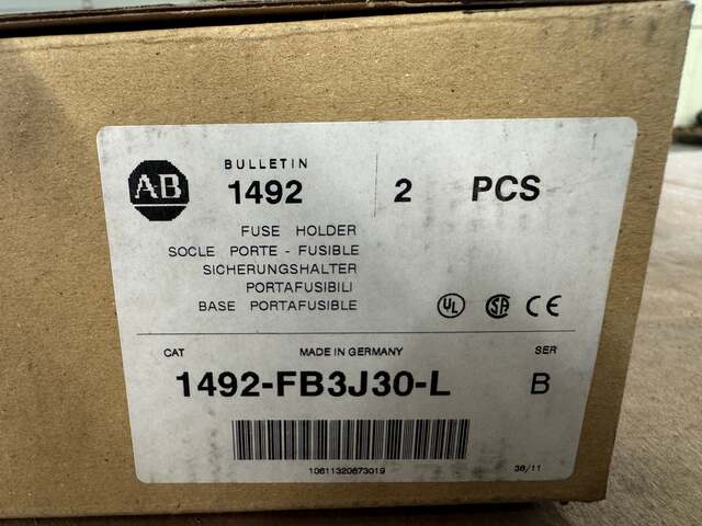 Allen-Bradley Fuse Holder 1492-FB3J30-L 600V - Image 4