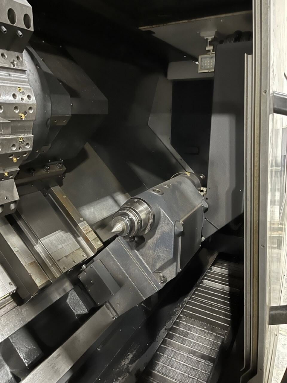 Daewoo Doosan #PUMA-5100LC, CNC Lathe, 14.3" X, 84.8" Z, 35.4" swing, 81.97" turning length, 25.6" turning - Image 5