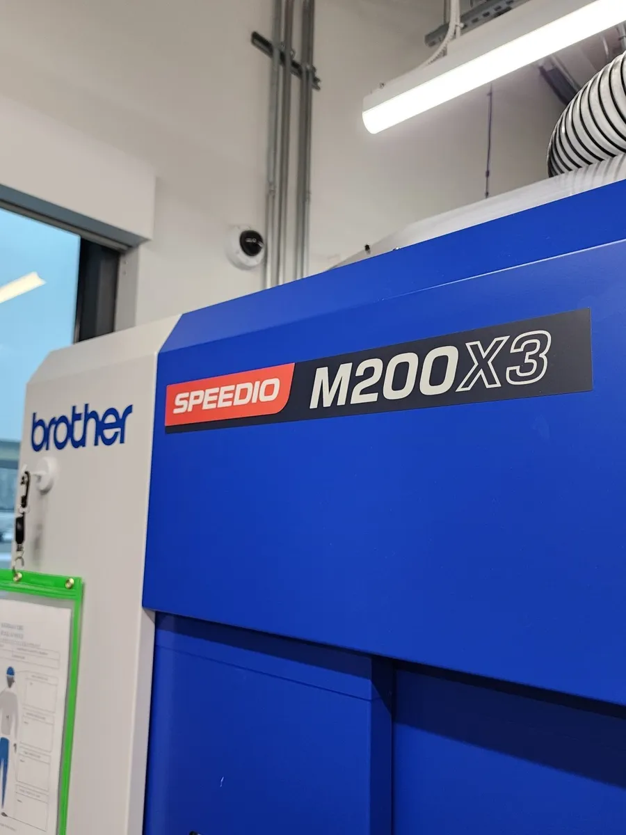 Brother #SPEEDIO-M200-X3, 5-Axis Vertical Machining Center, 7.8" X, 17.3" Y, 12" Z, 1600 RPM, 22 automatic - Image 2