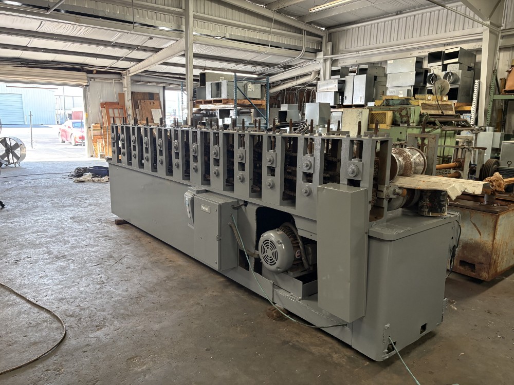 12 Stand, Addington Howell, Large workhorse, 19-1/2" roll space, 2" shaft diameter - Image 1