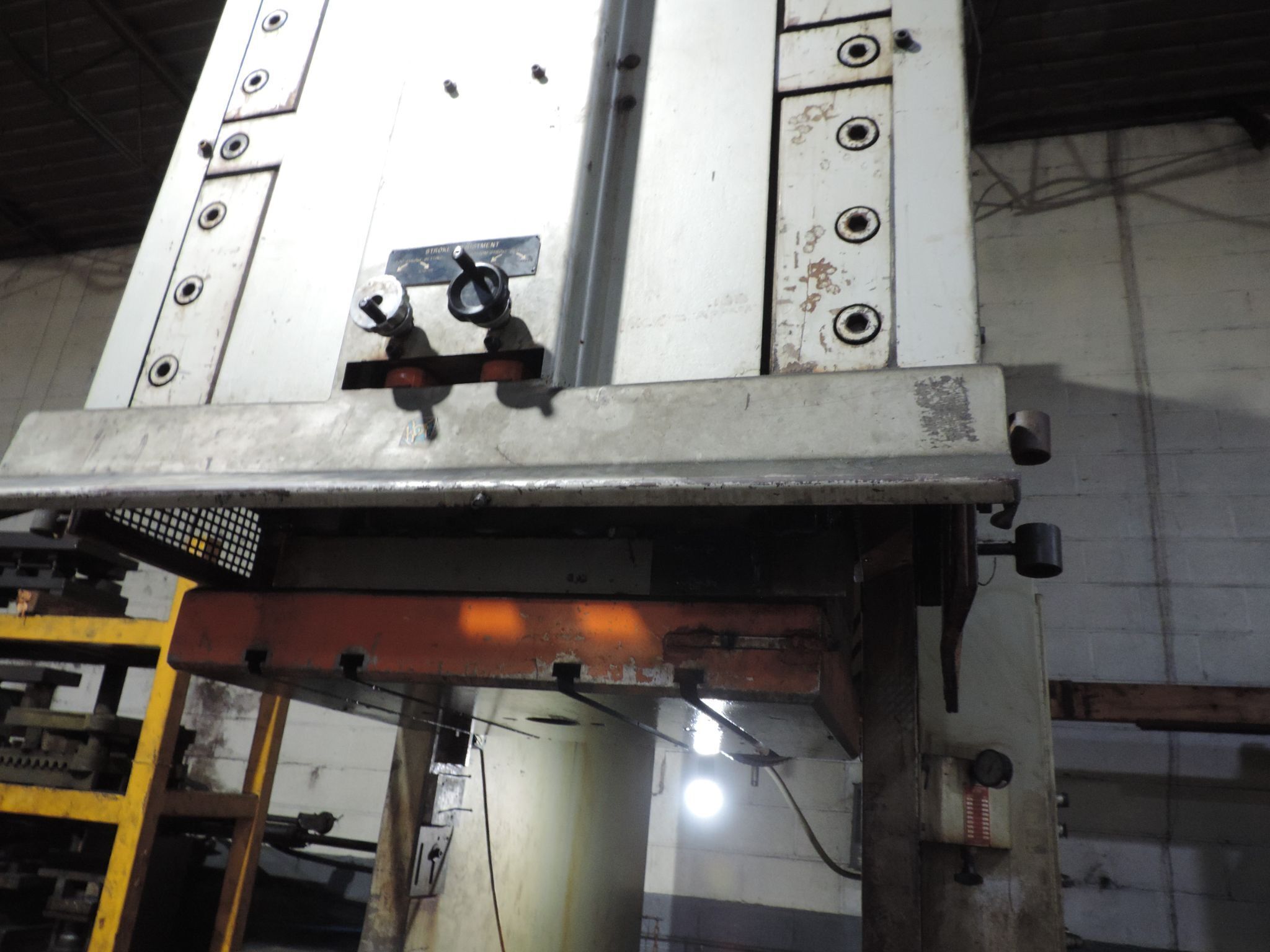 250 Ton, Pacific #250-PF-OBS, Hydraulic C Frame Press, 12" stroke, 21-3/4" open height, 18" throat, 1978 - Image 7