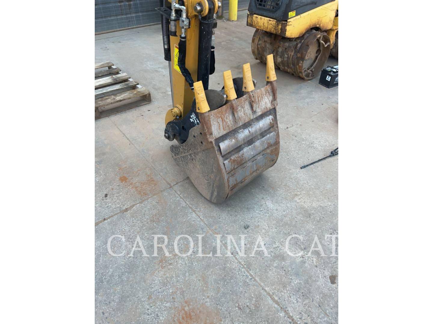 Cat 304 CB TH, Mini Excavator, 1593 hours, S/N: AN401083, 2022 - Image 8