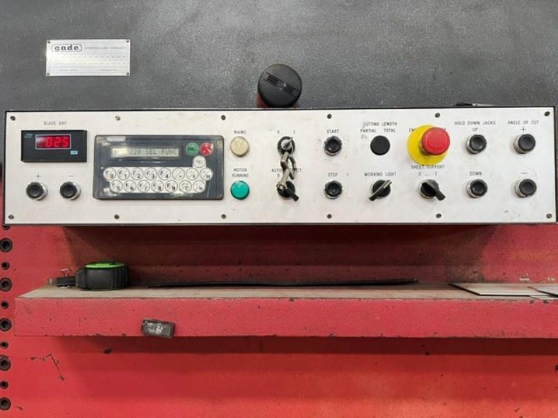 1/4" x 17' G.A.D.E. #C0-50/6, CNC hydraulic shear, programmable controls, 5 support arms, 2001 - Image 4