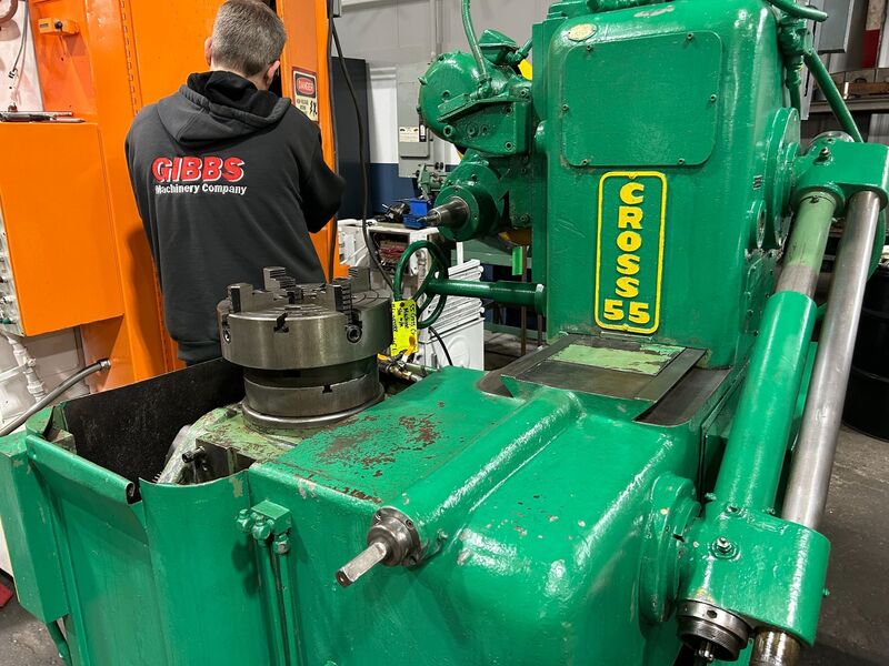 Cross #55, gear tooth chamfering machine, m4-jaw 12" chuck, change gears, hydraulic system - Image 4