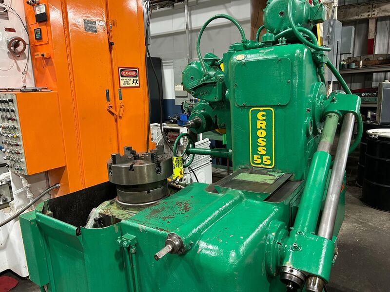 Cross #55, gear tooth chamfering machine, m4-jaw 12" chuck, change gears, hydraulic system - Image 5