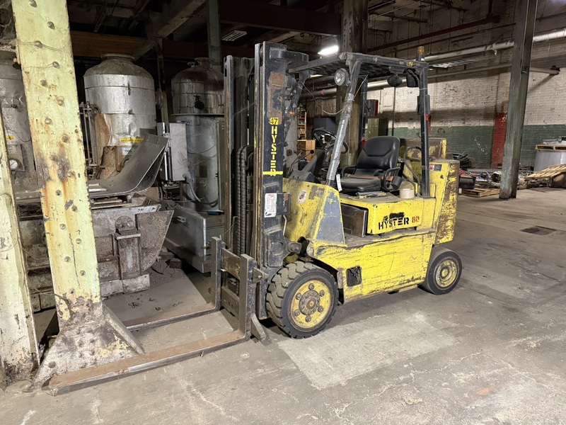 8,000 lb. Hyster #S80XL2BC, Forklift, 47.5" forks, 121" load height - Image 1