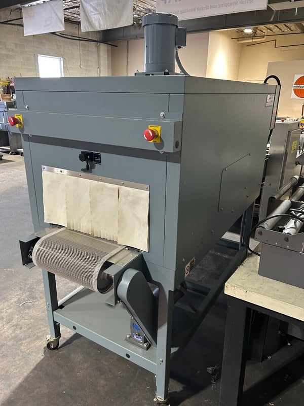 Shanklin #T-71, Shrink Tunnel, 60" L x 22" width x 10" H passage, 92" conveyor, variable speed Teflon mesh - Image 5