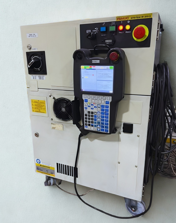 Fanuc, R-2000iC/125L, 6-Axis robot, R-30iB Control, 125 Kg, 3100mm reach - Image 3