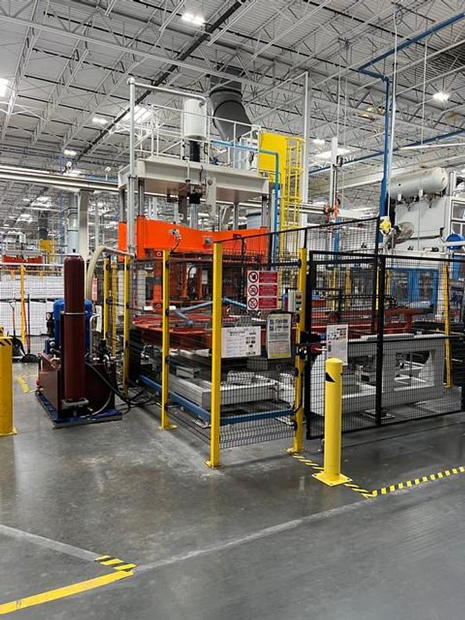 Comi #Super-Line-NG full electric thermoforming machine, fully automated line, dual station sheet loading - Image 2
