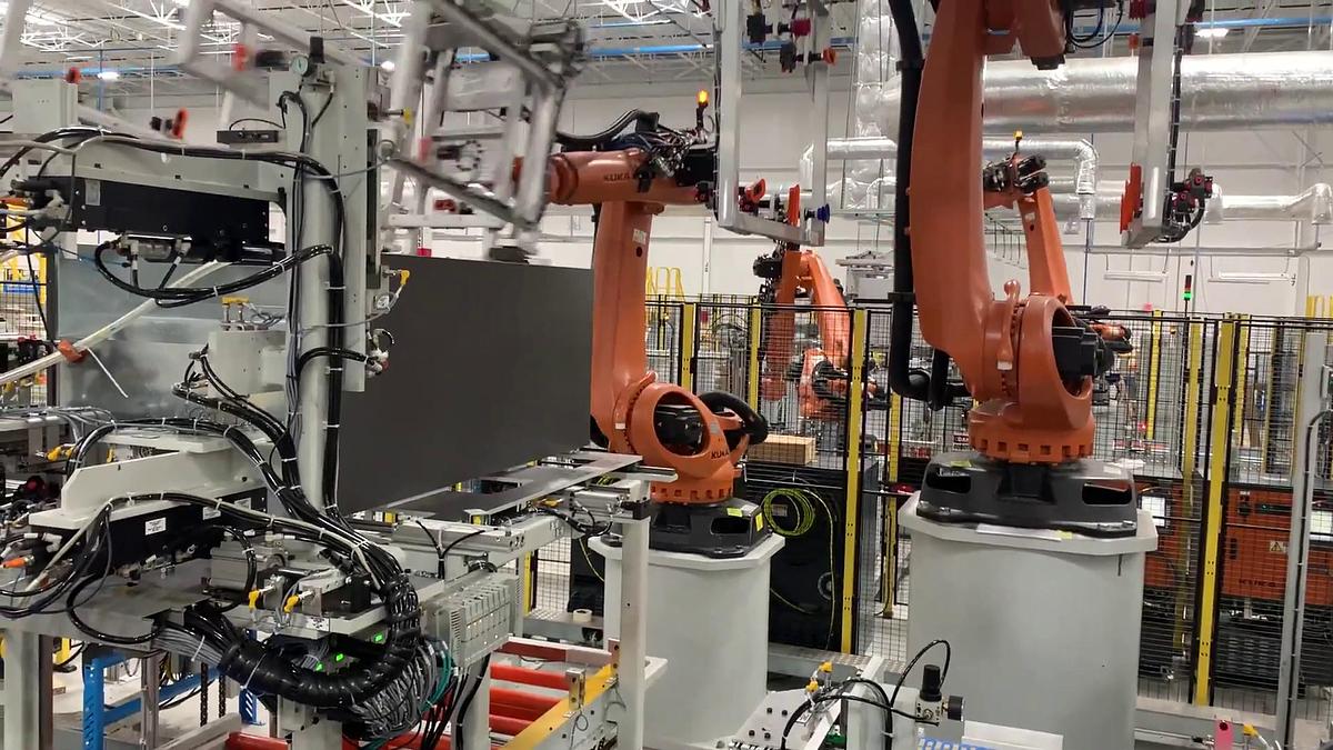 Kuka, KR 180 R2500 Extra, 6-Axis Robot, 180 kg Payload, KRC4 Controller, Teach Pendant, 2018 (8 available) - Image 1