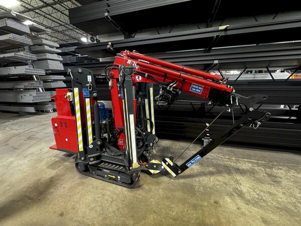 Kegiom #350-4 Spider, gas powered compact telescopic crawler crane, 4500 lb., 2016 - Image 2