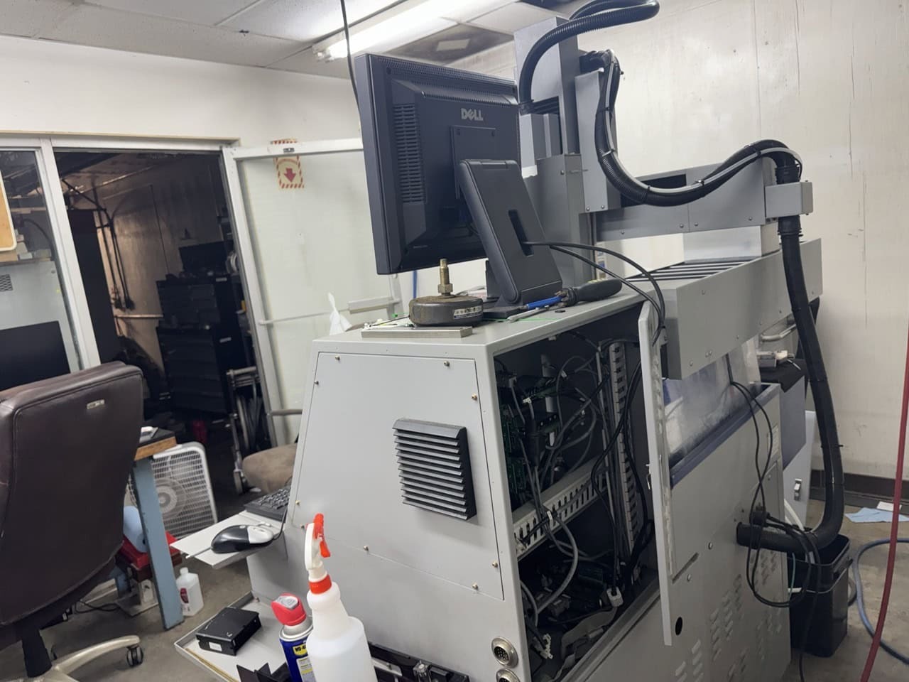 Makino #U3, CNC Wire Electrical Discharge Machine, 14.57" X, 10.63" Y, 8.66" Z, 24.8" x 17.7" table, 2018 - Image 5