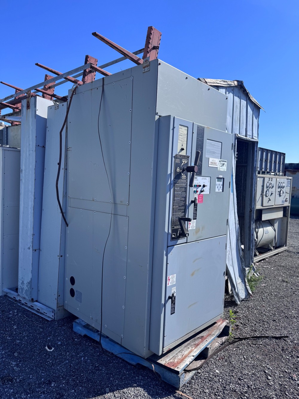 600 Amp. Asco, Bull 7000 Automatic Closed Transition Transfer Bypass Isolation Switch - Image 3